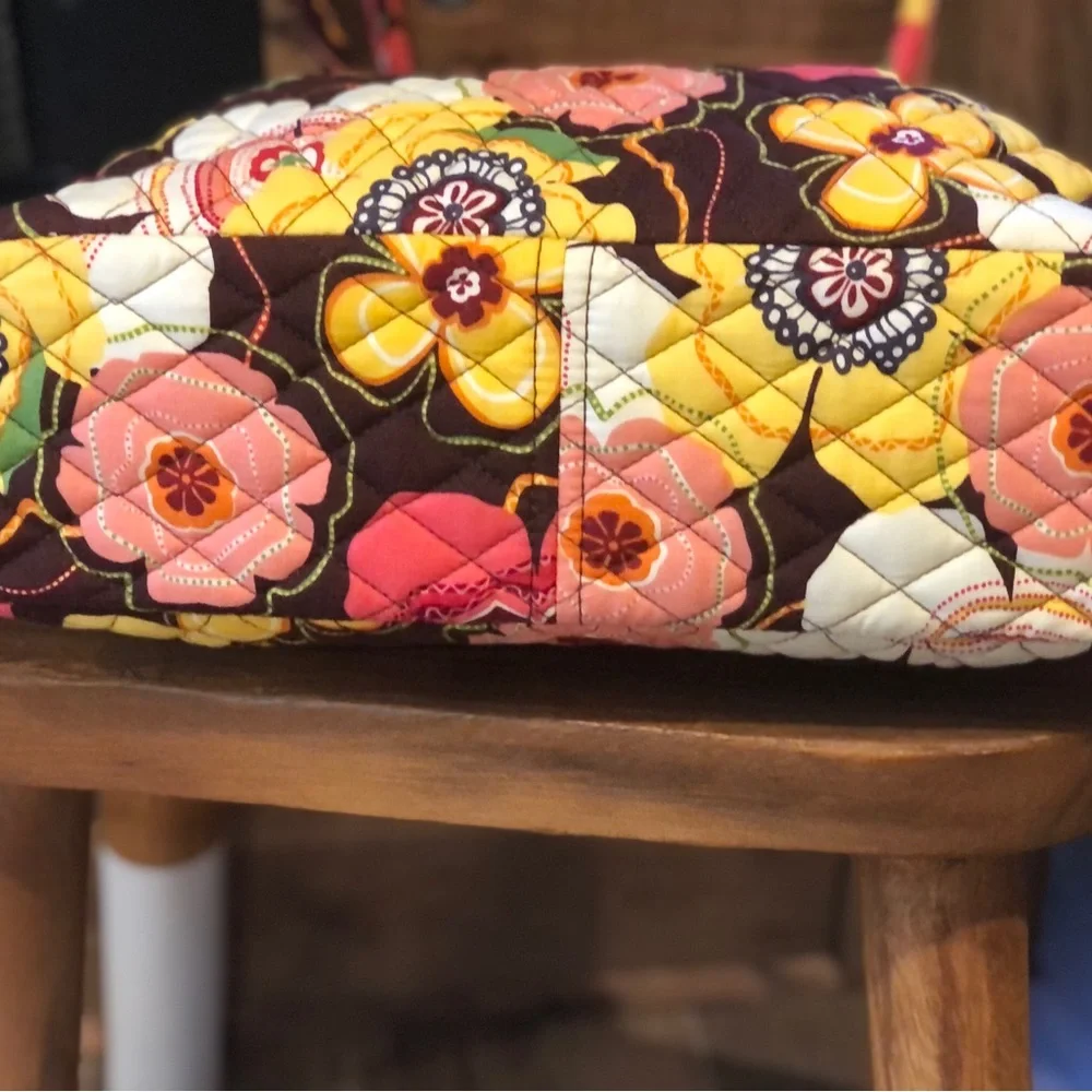 Vera Bradley Buttercup Pattern Alice Style Bag - Picture 6 of 6